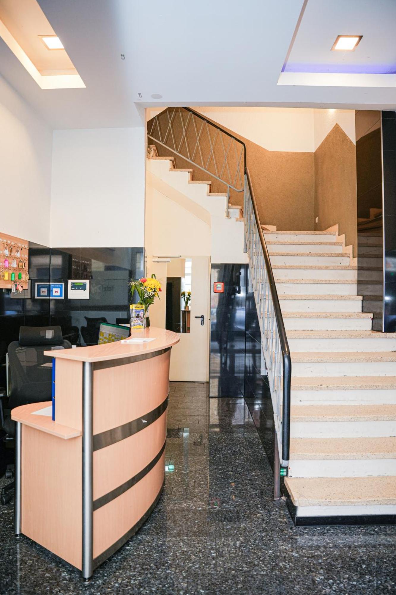 Hotel City Star Франкфурт-на-Майні Екстер'єр фото